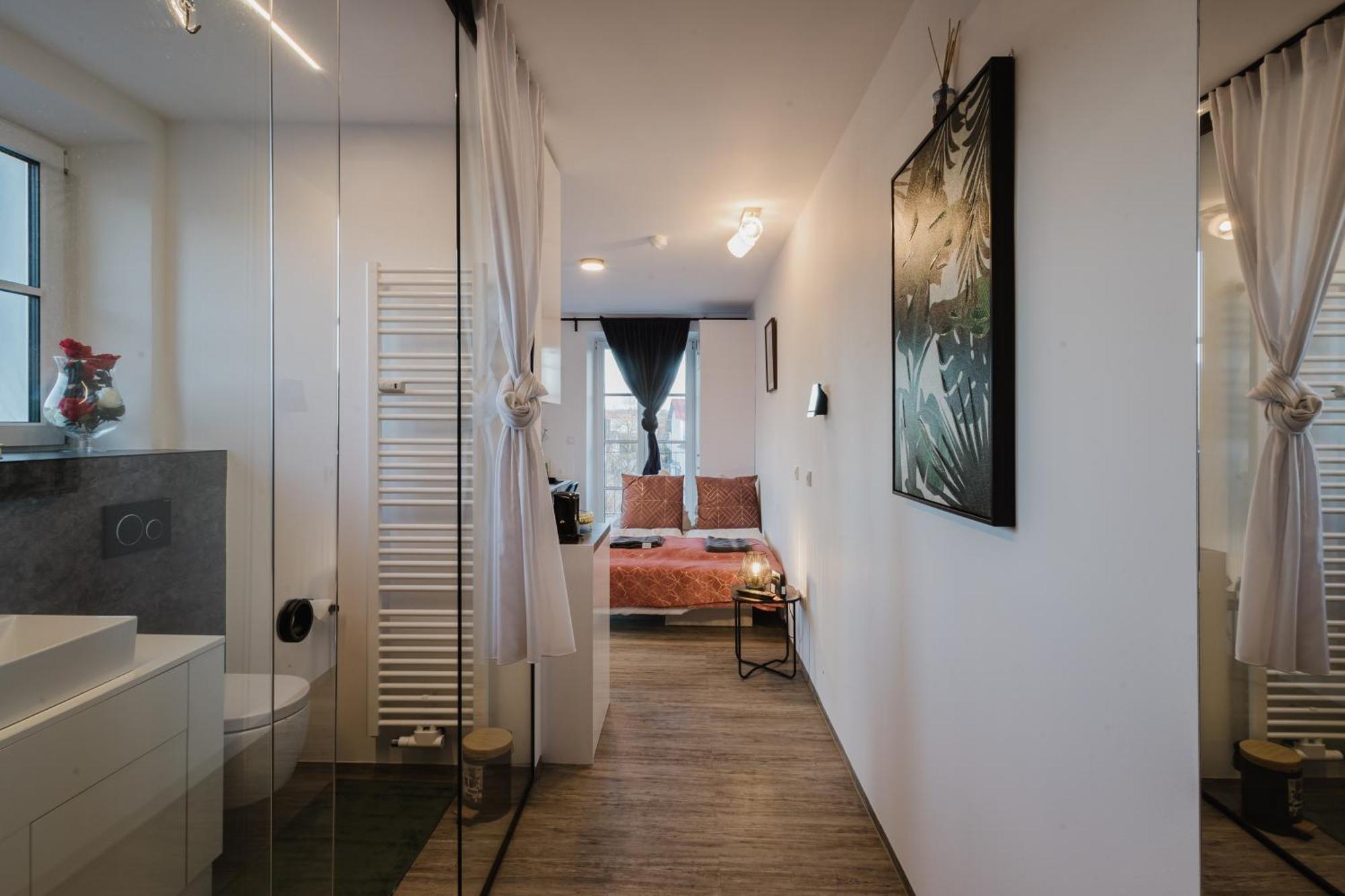 24-7 Living Room Passau - Cozy - Balcony - Kitchen Tiefenbach  Bagian luar foto
